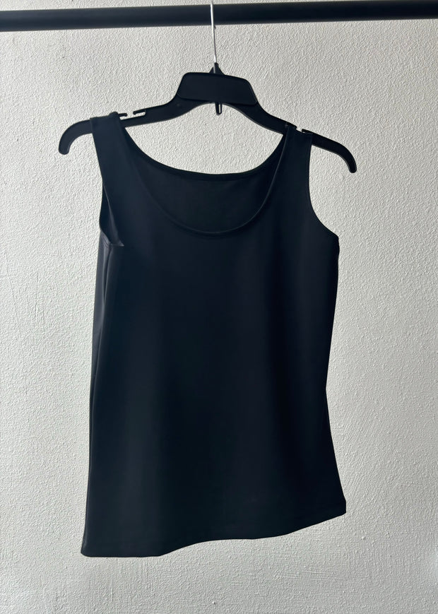 Brittany by Thames Stone Short Black Tank