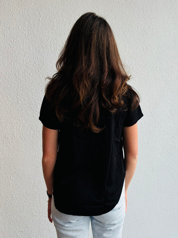 Bella Dahl V Black Neck T Shirt Long Tail