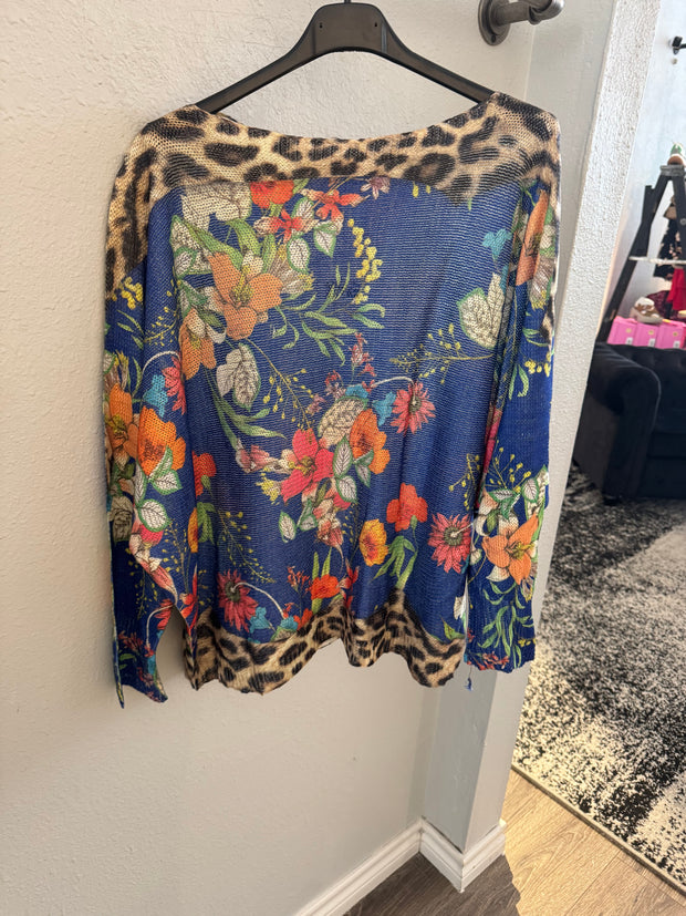 Brand Bazar sweater flowers with leopard -one size