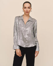 Bella Dahl Flowy Wide Collar Button Down - Silver Distress Foil SKU B2500-J90-304